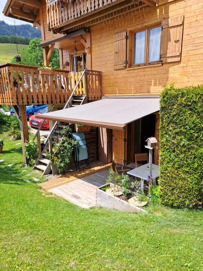 Ferienwohnung A4 Km De Megeve Tres Joli Studio Avec Jacuzzi ,Vue Sur Les Montagnes Au Calme Praz-sur-Arly Exterior foto